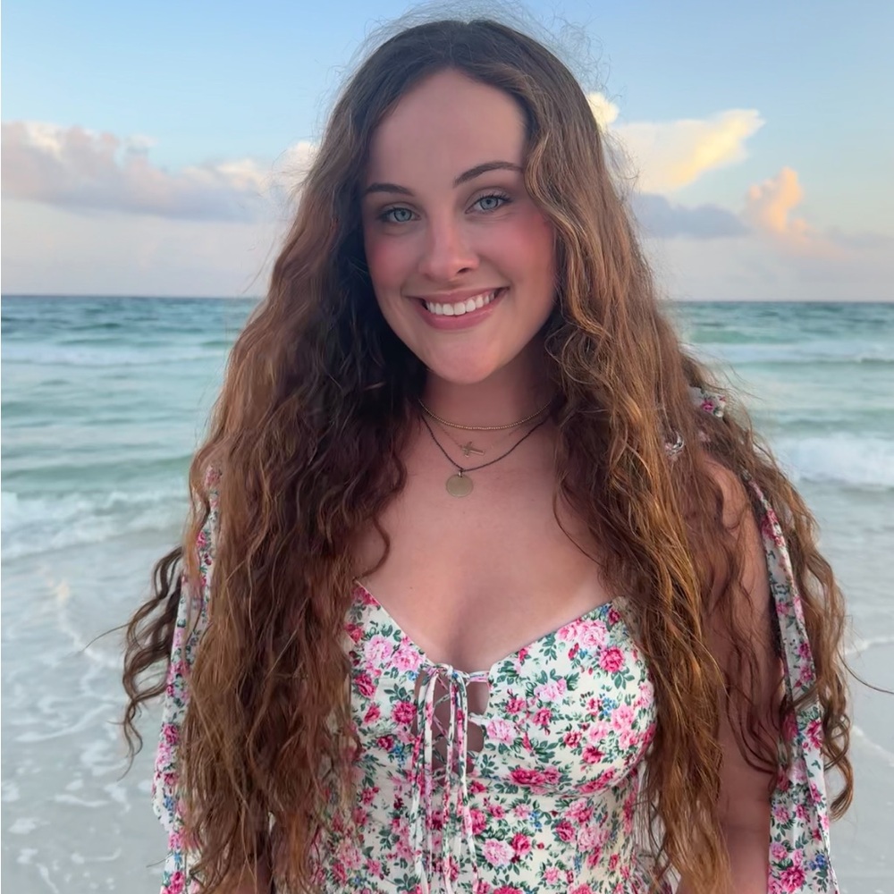 Meet your Posher, Megan